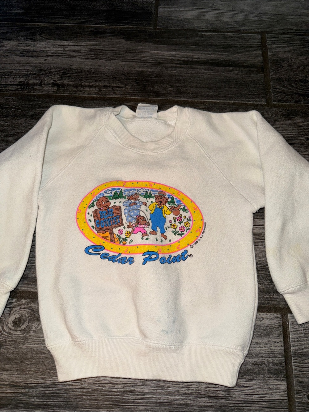 Kids Cream Graphic Sweatshirt